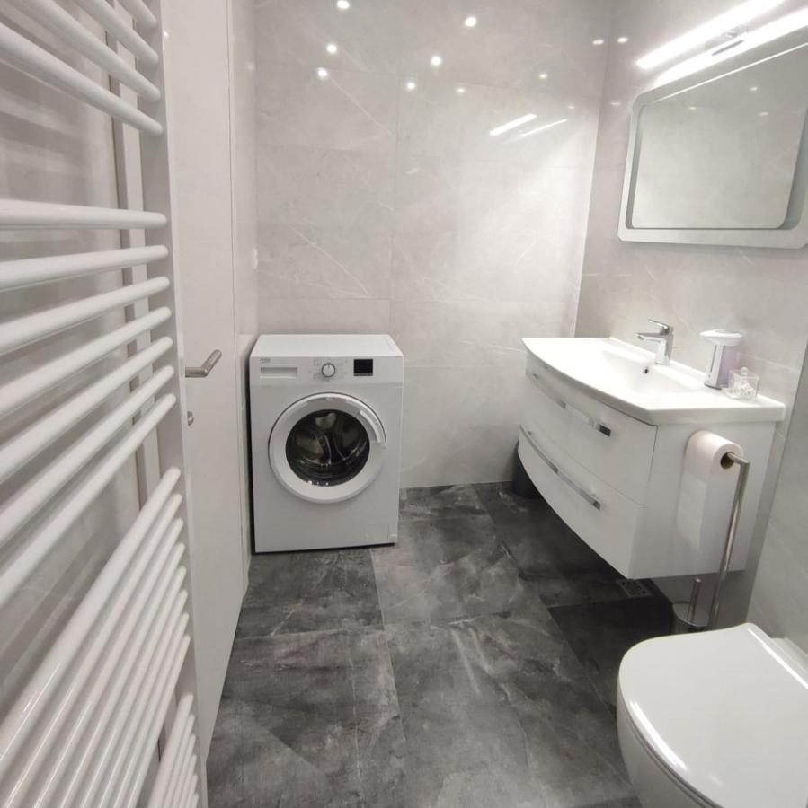 Apartman Rivana Baška Voda Buitenkant foto