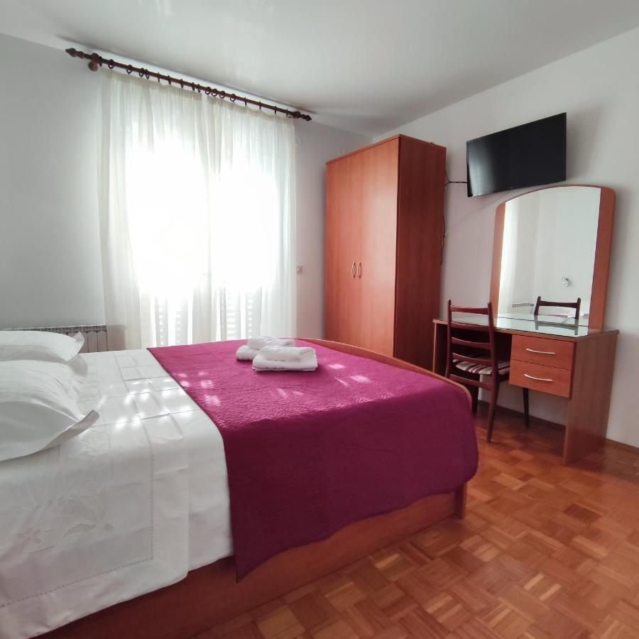 Apartman Rivana Baška Voda Buitenkant foto