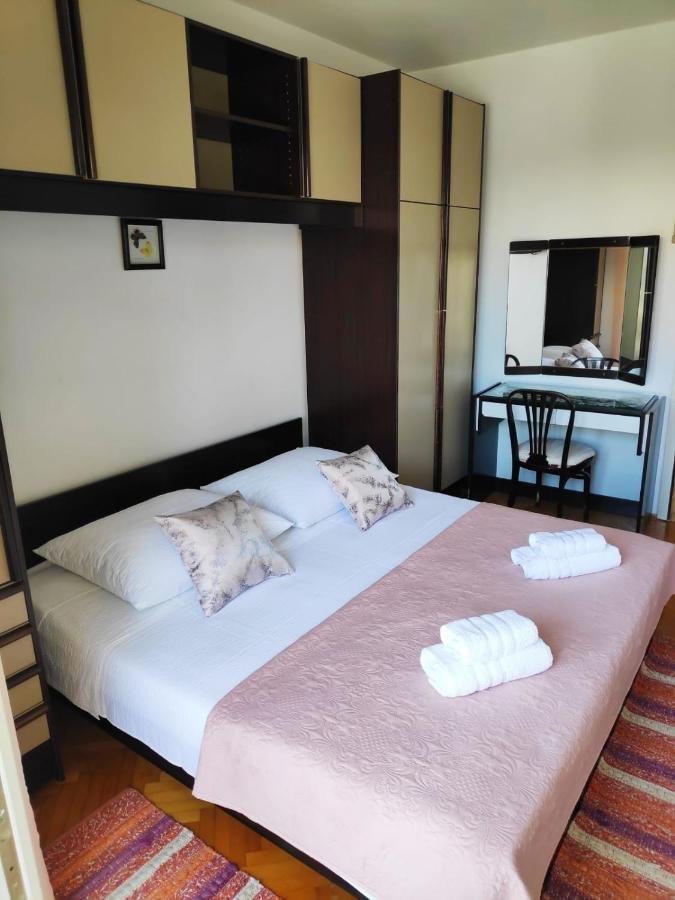 Apartman Rivana Baška Voda Buitenkant foto