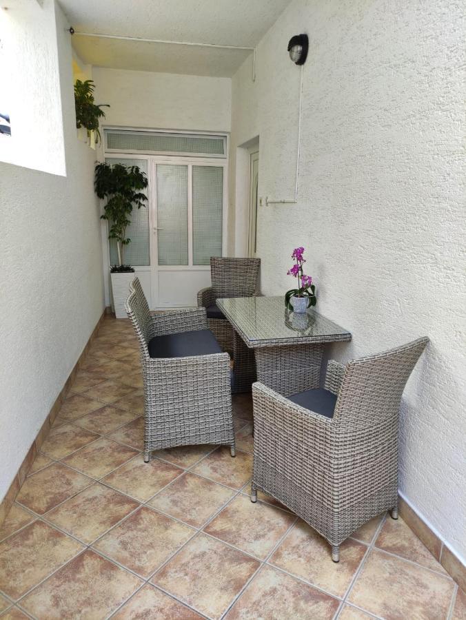 Apartman Rivana Baška Voda Buitenkant foto